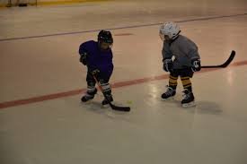 Чем полезен хоккей для малышей?